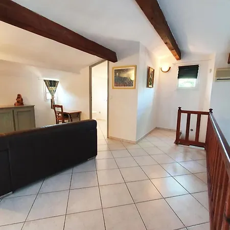 Maison Typique Corse Pour 4 Personnes Hébergement de vacances *
