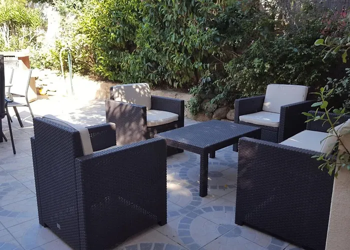 Maison Typique Corse Pour 4 Personnes Hébergement de vacances *