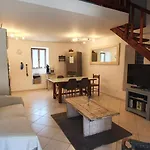 Casa Foci - Maison T3 Дзондза